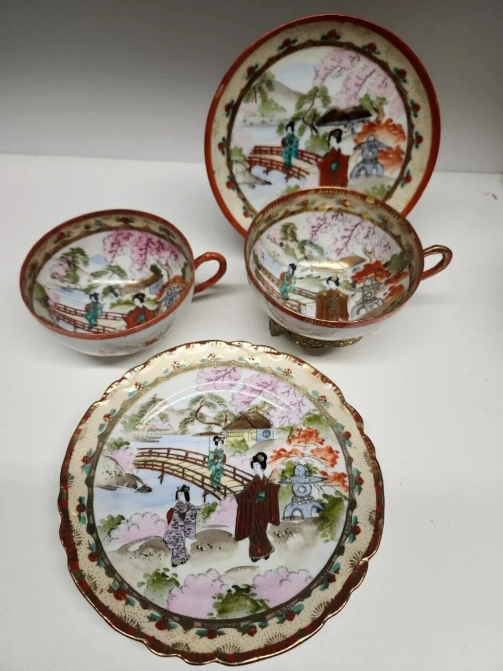 Japanese Moriage Porcelain Teacup & Plate Set Hand Painted Gorgeous Gold Gilt Vi